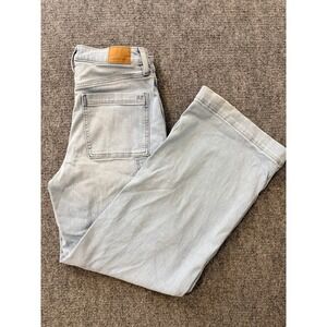 American Eagle Real Good Wide Leg Carpenter Jeans Womens Size 6 Light Wash